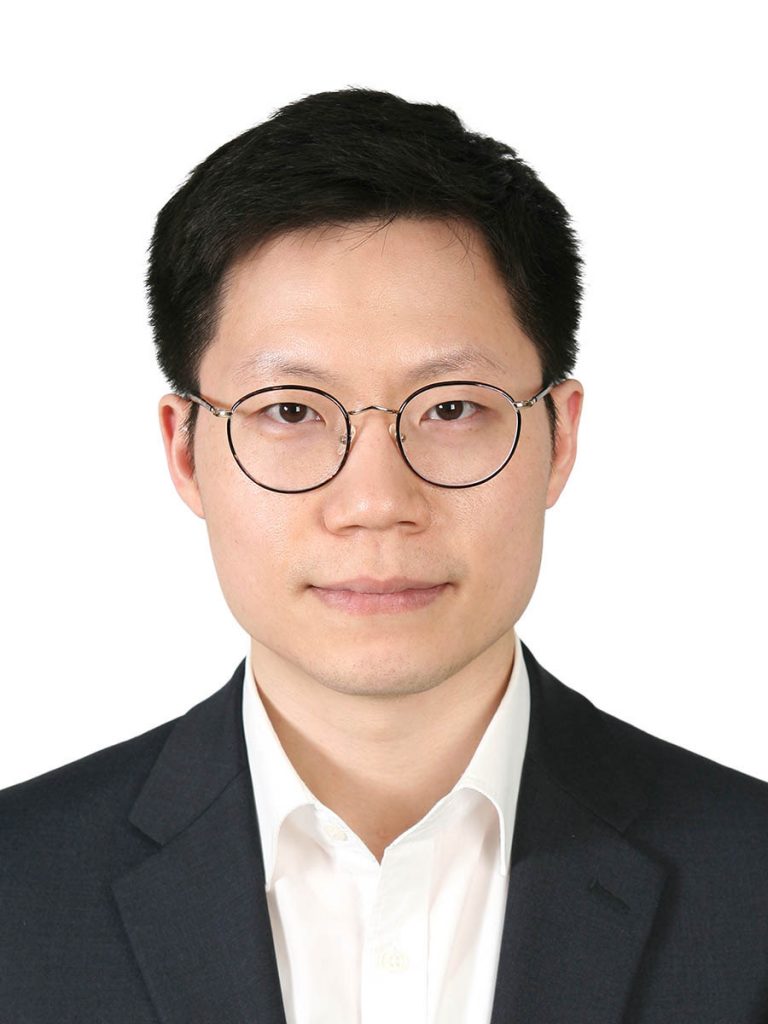 Jung Hoon Lee