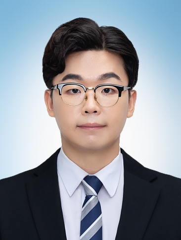 Su Woong Yeom